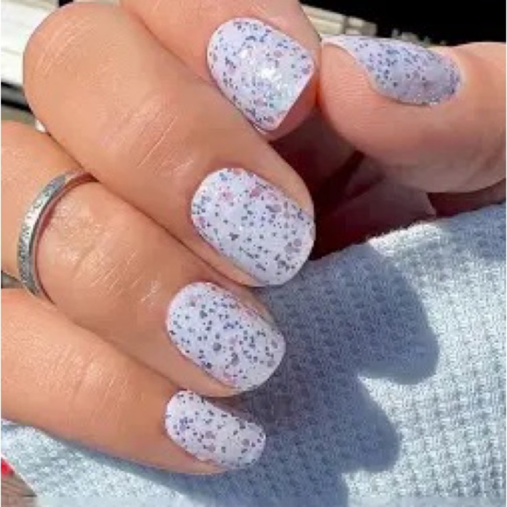🌸Sale:3/$30🌸 Color Street Nail Polish Strips. Shade: Fairy Tale. NWT.
